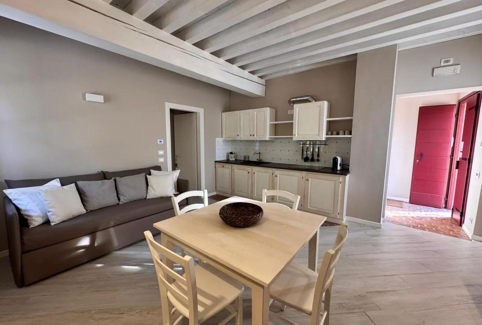 Agriturismo Cascina Carai 마로네 아파트