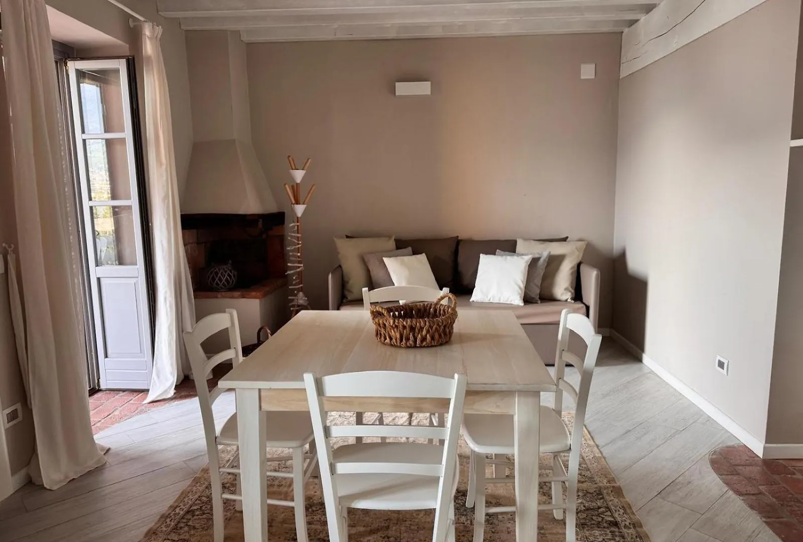 Agriturismo Cascina Carai 마로네